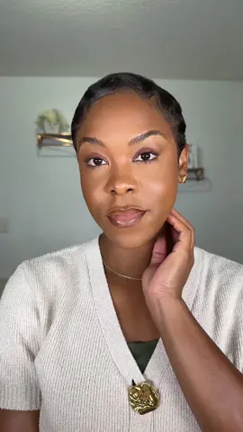 You still want blush for work but soft… @MERIT Beauty  #blush #creamblush #subtleblush #softmakeup #softmakeuplook #makeuplook 