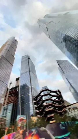 Concrete giants touching the sky 🏙️✨ In NYC, you don’t just look up… you dream up. #NYCSkyscrapers #SkylineDreams #OnlyInNYC #ConcreteJungle #UrbanViews #FYP #CityThatNeverSleeps #tiktoktravel #ArchitectureLovers #NYCHeights USA NEW YORK AMERICA