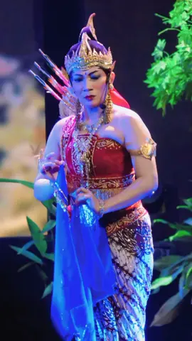 POV: Srikandi di telpun Prabu Baladewa #srikandi #baladewa #wayangorang #kesenian #fyp #makeup #fypage #beauty #fyppppppppppppppppppppppp #cantik #fypシ゚ #rias #xybcafyp #keren 