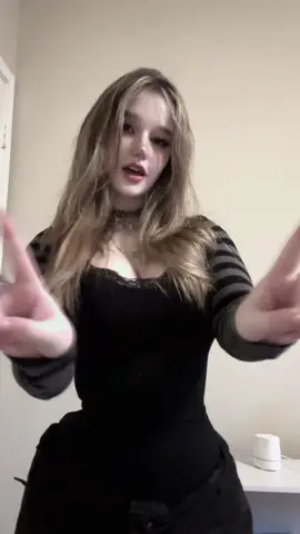 This dance and filter is cute together. did u guys like the dance with or without the camera tracking?