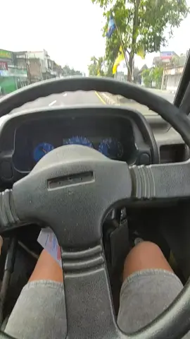tangan siji ngusap banyu moto