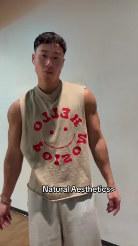 Natty life 🤝 #aesthetic #gym #Fitness #back #GymTok #fyp #fyp> #fy #viral 