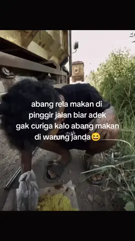 wkwk#masukberanda #truksawit #drivermuda #xyzbca #foryoupage #foryou #drivermuda #drivermuda #kalimantanpride #apajakoo🤙 #lewatberanda #truksawit #foryou  #drivermudapunyacerita #apajakoo🤙 #kalimantanpride #trukkalimantan 