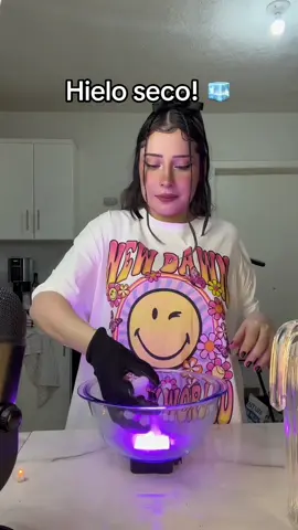 Me encantaaaa! Lo conseguí en @MAXFRIPOLAR #hieloseco #experiment #experimento #cienciaentiktok #ciencia 