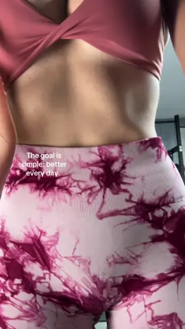 Up long before the sun.  #gymgirl #gymtiktok #gymmotivation 