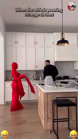 When the wife is wearing strange clothes #tiktok #Foryou #fyp #funny #happy #funnyvideos #❤️ #prank #usa 