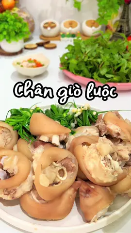 Bác nào mê móng giò luộc k ạ??? #HảoThíchVàoBếp #thíchvàobếp #thíchnấuăn #nấuăncùngtiktok #vàobếpcùngtiktok #mónngonmỗingày #changioluoc 