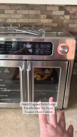 Emeril Lagasse Extra Large French Door Air Fryer Toaster Oven Combo. I love that it replaces more than 2 things! @emerillagasse.official #airfryer #toasteroven #airfryertiktok #airfryercooking #convectionoven 
