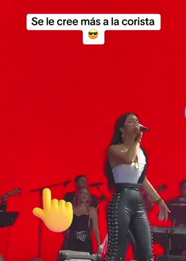 La corista es la que canta 🔥😎 #queagonia Que agonía escucharla 🎤 #angelaaguilar #angelaaguilar_ #concierto #nodal #cazzu #fypシ゚ @Angela Aguilar :) 
