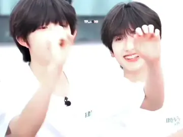 : đi vào trong nhịp thang rồi còn vã vỡ lyrics 🫰🏻🩷 #fangirl #tf_leo🤍 #fyp #leoday💙🥟 #takyham #zuoqihan #trandichhang #chenyiheng 