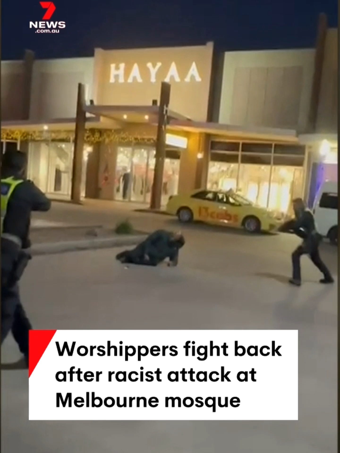There has been a terrifying racist attack at a mosque in Melbourne’s north. A man armed with a knife threatened worshippers, but he was not prepared when they decided to fight back. #crime #attack #mosque #coolaroo #melbourne #7NEWS