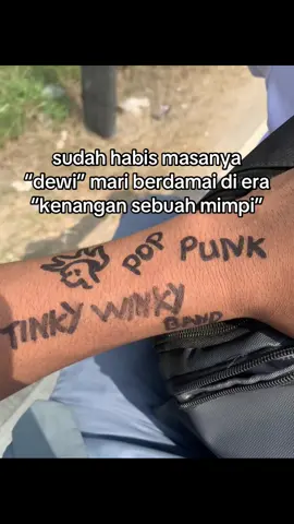 santai aja der, besok pasti dapet lagi yang pas, klo ga dapet ya berarti lu dan gw jelek. #fyp #smastory🏴‍☠️ #tinkywinky #kenangansebuahmimpi #tinkywinkyband #poppunk 