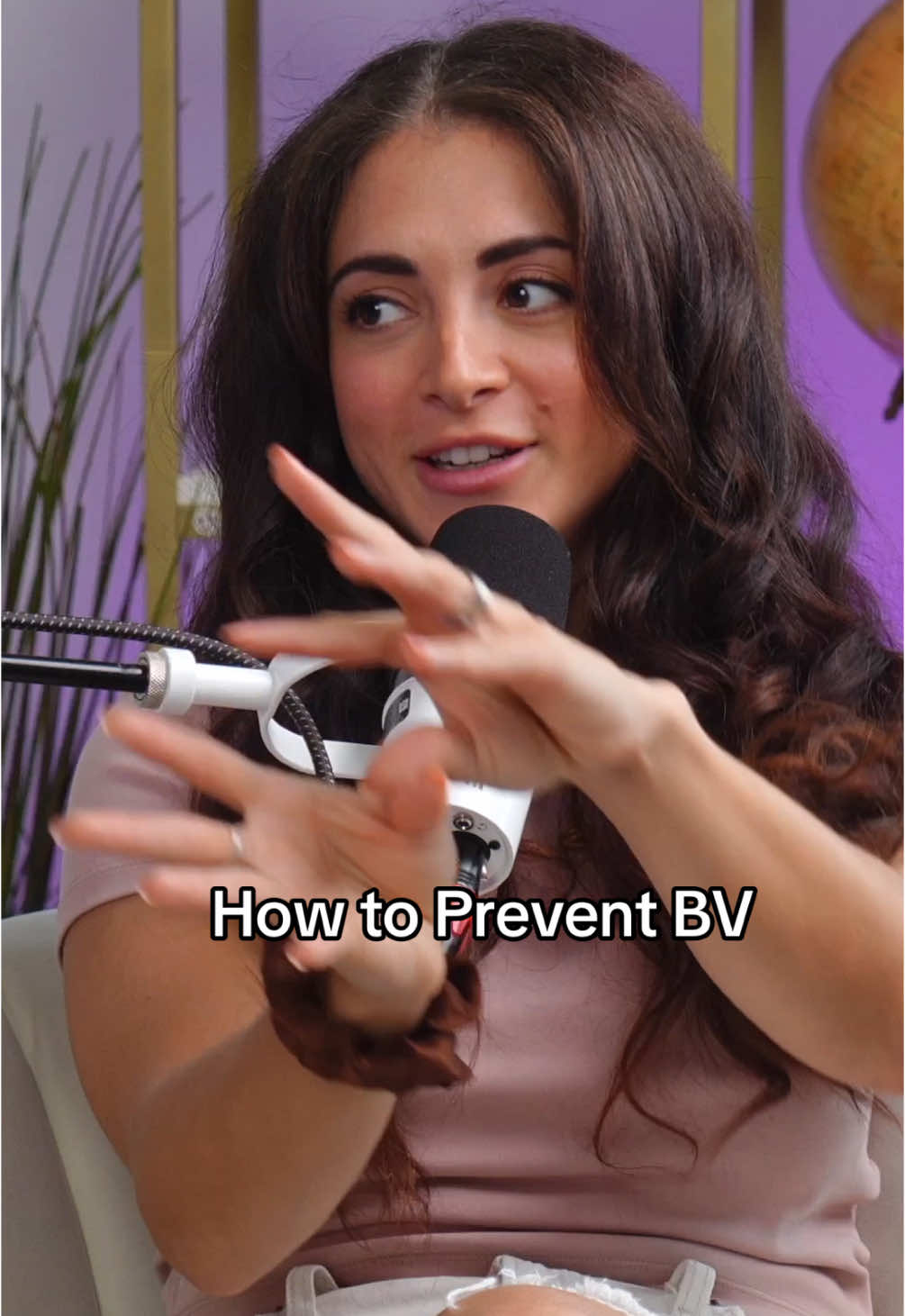 Probiotic suppositories helped me up my protective score and prevent BV 😌 test your vaginal microbiome with @Evvybio to see if adding probiotics would be helpful for you 👏🏼 #EvvyPartner #womenshealth 