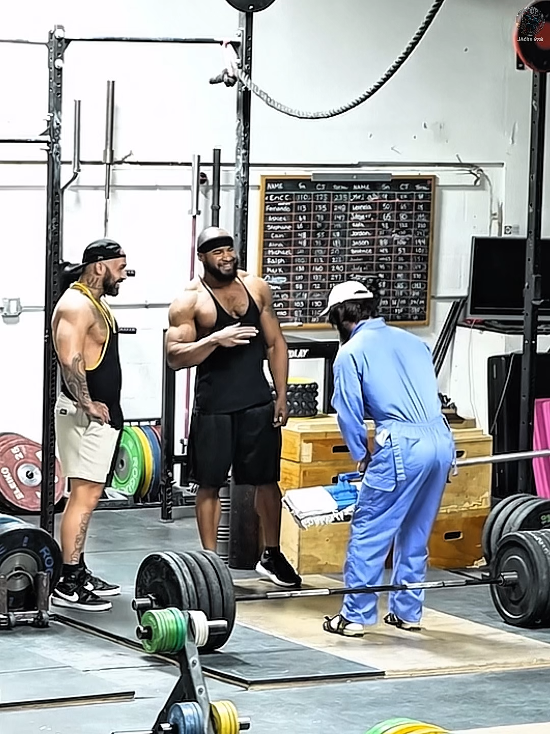They were frozen in shock #fyp #frank #anatolyprank #anatoly #gym #troll #gymmotivation #foryoupage❤️❤️ #foryoupagе