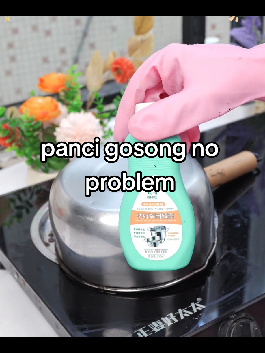 Punya panci hitam? Jangan dibuang! Kerak gosong bisa dibersihkan pakai Brodio Gel Pembersih Kerak Panci Hitam ✔ Nggak perlu digosok keras ✔ Cukup oles – diamkan – lap ✔ Langsung kinclong kaya baru! #PanciGosongNoProblem #BrodioGel #SolusiKerakPanci
