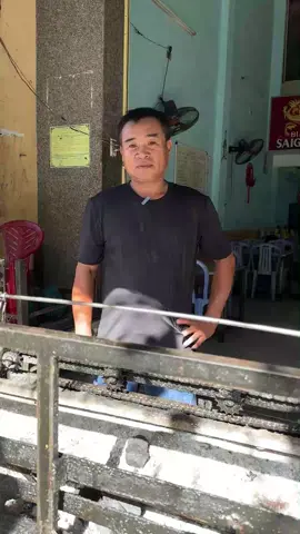 Làm sạch lò gà nướng lâu năm chưa vệ sinh #xitvesinhnhabepdanangsaiza #vesinhnhabep #xuhuong 