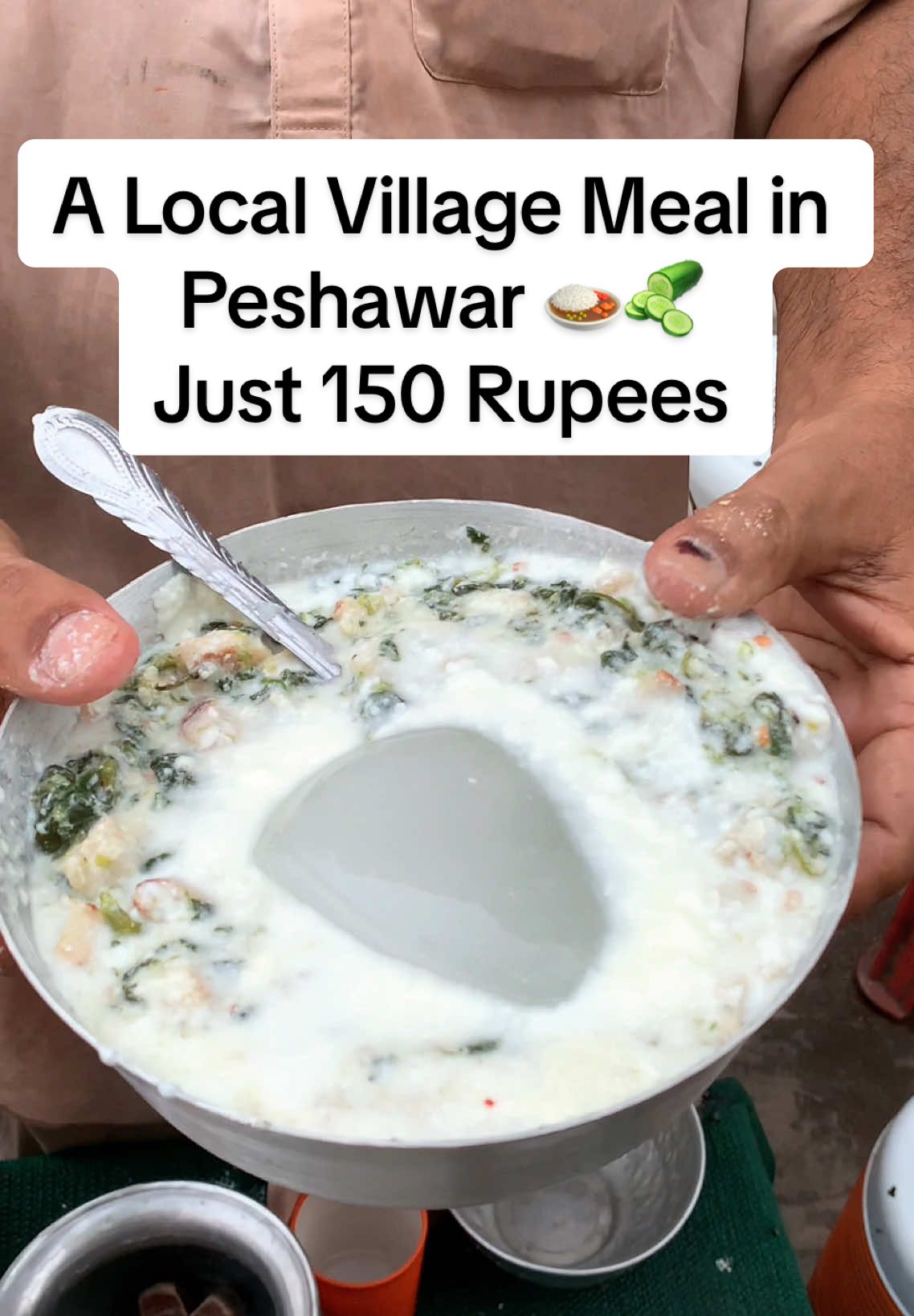 A Local Village Meal in Peshawar 🍛🥒 Just 150 Rupees | Mixed Sokarak with Curd & Vegetables ——————————————— #PakistanStreetFood #PeshawarFood #VillageMeal #TraditionalFood #StreetFoodPakistan #LocalTaste #FoodExploration #Sokarak #CurdAndVeggies #AUASAFEE #AU_Asafee #AUA #StreetFoodVibes #DesiFoodLovers #FoodieTrip #PakistaniCulture #پشتون_تاجیک_هزاره_ازبک_زنده_باد🇦🇫 #afghanistan🇦🇫 