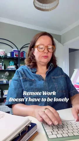 Want to join me for weekly Job Search Sessions and Career Coaching HotSeats. Sign up for the waitlist for WFH Wednesdays at the link in my bio #wfh #wfhwednesday #careercoaching #wfhjobs #remotework #remotejobs 