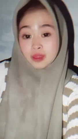 kalo ditanya sudah lupa tentu tidak, kalo di tanya rindu pasti rindu. nanti kalo dia post cew aku hapus kok:)#4upage #madurapride #storytime #katakatamotivasi #fyppppppppppppppppppppppp 