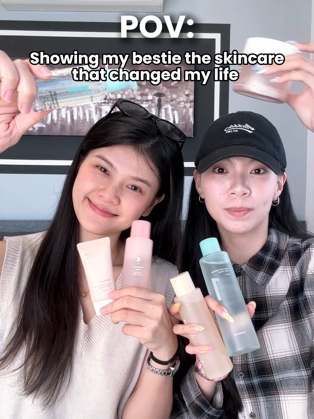 POV: Introducing my bestie to the skincare that actually changed my skin 💛✨ #numbuzinmalaysia #Glowupwithnumbuzin #numbuzinmy #glowupwithnumbuzin #stylekorean #produckviral #kbeautyskincare #fypシ゚viral🖤tiktok #fypツ #toner #hydration #serum #serumviral #cream #facecream #cleanser #toneup
