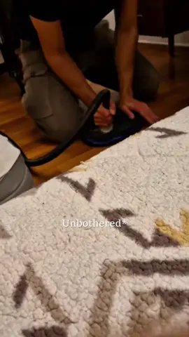 The charm of fat cats. (They need a treadmill)#funnyvideos #pet #PetsOfTikTok #catlover #funnycat #funny #fyppppppppppppppppppppppp 