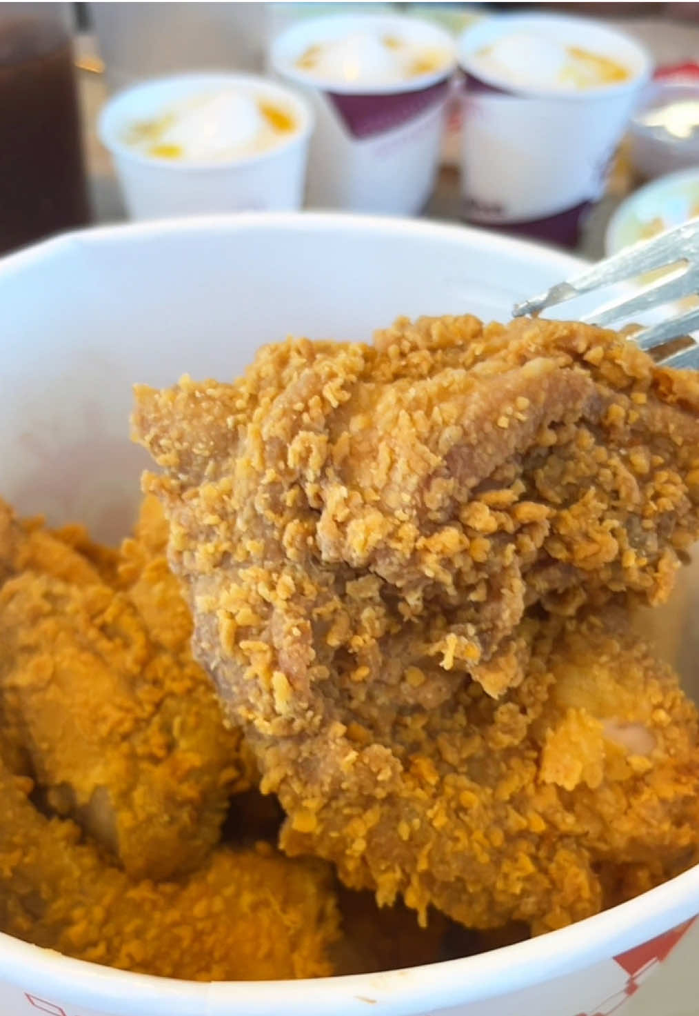 Comfort food💕 #jollibee #jollibee #foodieph #tiktokfoodie #mukbang 