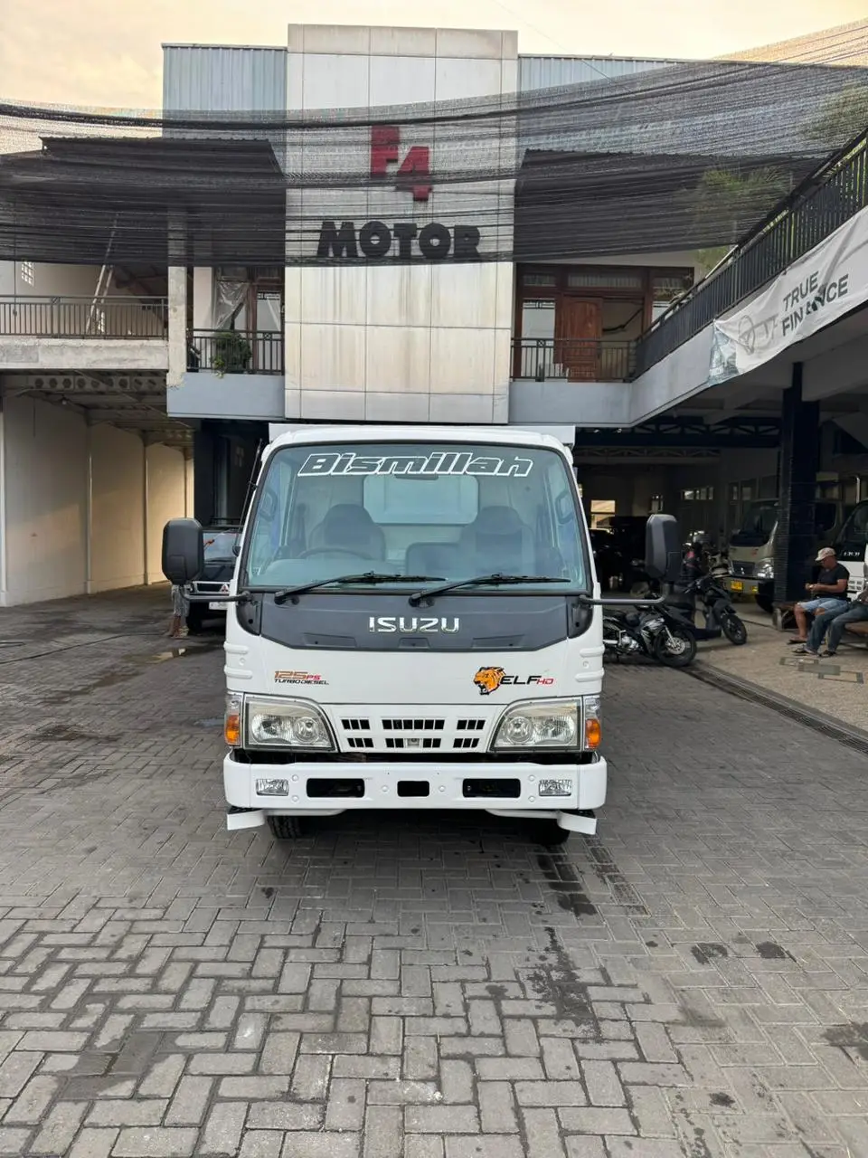 Bismilah Dj Dump Truck Elf Hd Harimau th 2014 BRG Ready Siap Kerja Harga 205jt gopisss lokasi jatim Monggo yg minat call me di hp/wa 081336423786 #fyp #xybca #tiktok