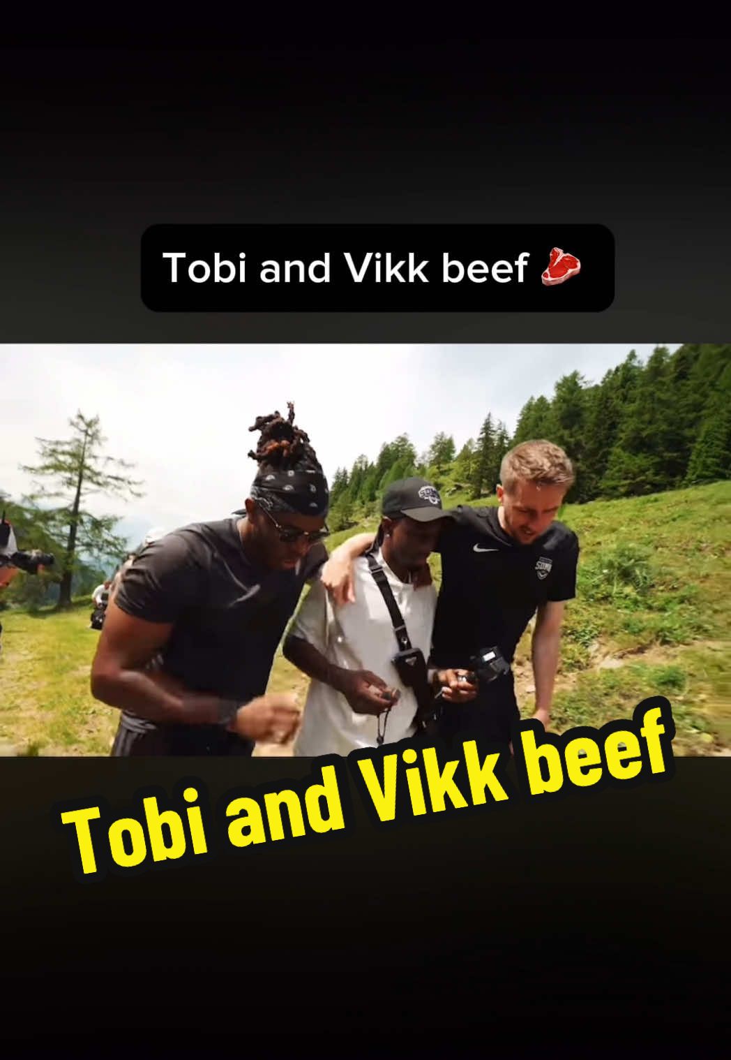 Next misfits fight??😂 #tobi #vikkstar123 #sidemen #uktiktok #clip 