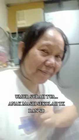 epek tua🙈🙈🙈#tkwhongkog🇮🇩🇭🇰 #semuajangkauan #vidioviral #fypシ #fypシ゚viral #fypシ゚viral #semuaorang #semuasorotan 