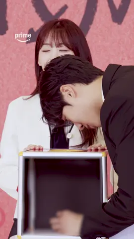 Mystery Box Challenge กับ โจอีฮยอน และ ชูยองอู ✨ ตามไปสนุกกันต่อใน ‘Head Over Heels’ ตอนใหม่คืนนี้ ที่ Prime Video นะครับ #ChoYiHyun #ChooYoungWoo #HeadOverHeels #หนุ่มดวงจู๋กับหมอดูคนจ๋วย #PrimeVideoTH