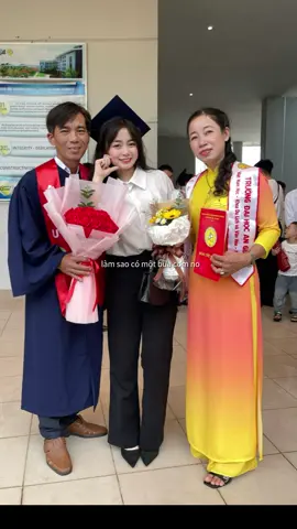 Chiếc áo này dành cho ba mẹ là điều xứng đáng nhất ❤️👩‍🎓#totnghiep #camonbame #trending 
