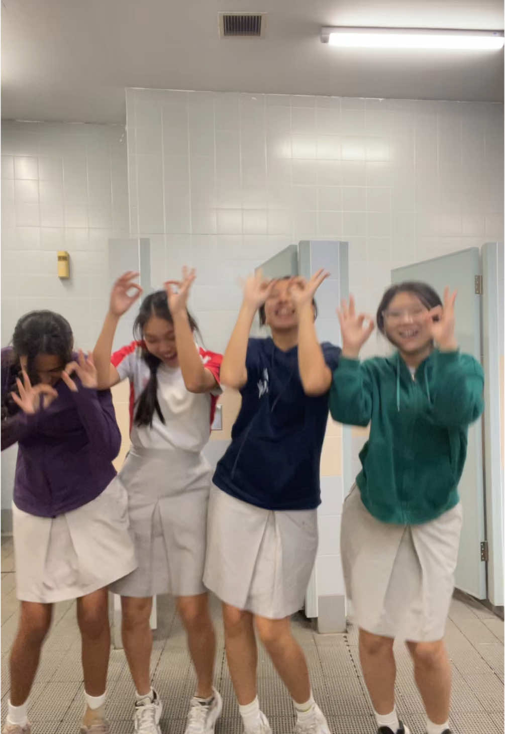 kawaii ankle pain ❤️ #jctok #jc #08 #dance #whynj #fyp #kawaii #cringe #gwiyomi 