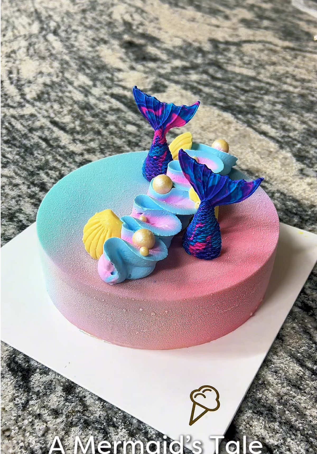 Asyik ice cream je kan? So today jom try our ice cream cakes pulak😋😋  #cake 