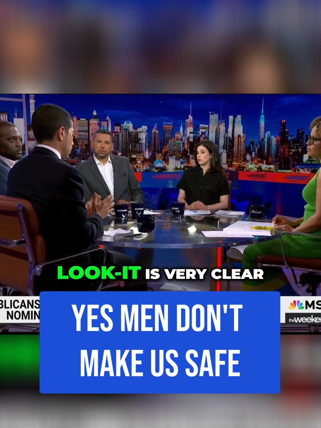 People forget how chaotic the first few months of Trump’s first term were — and how quickly the leaks came.   This time? Crickets.   Why? Trump’s not building a team — he’s demanding loyalty.   And a room full of yes-men doesn’t make America safer.  It makes it more dangerous. #Trump2024 #PoliticsTikTok #AmericanPolitics #ProtectDemocracy #TrumpNews #WhiteHouse #YesMen #LeadershipMatters #DemocracyInDanger #PoliticalCommentary #FYP #ForYouPage #ViralVideo #NewsTok