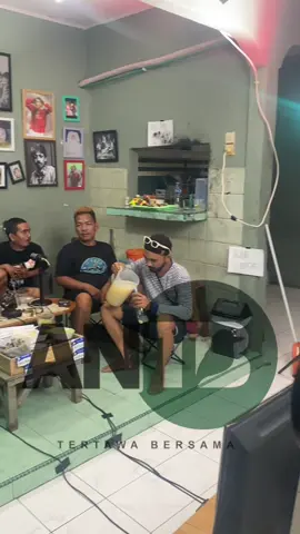 Tonton live nya di channel youtube ANTB.OFFICIAL@Joko Putrawan @Bosscil @Agong @FADLI LUBIS @YudhiBronch @hadi #jokoputrawan #ilhamabayy #joelpurba #antboffical 