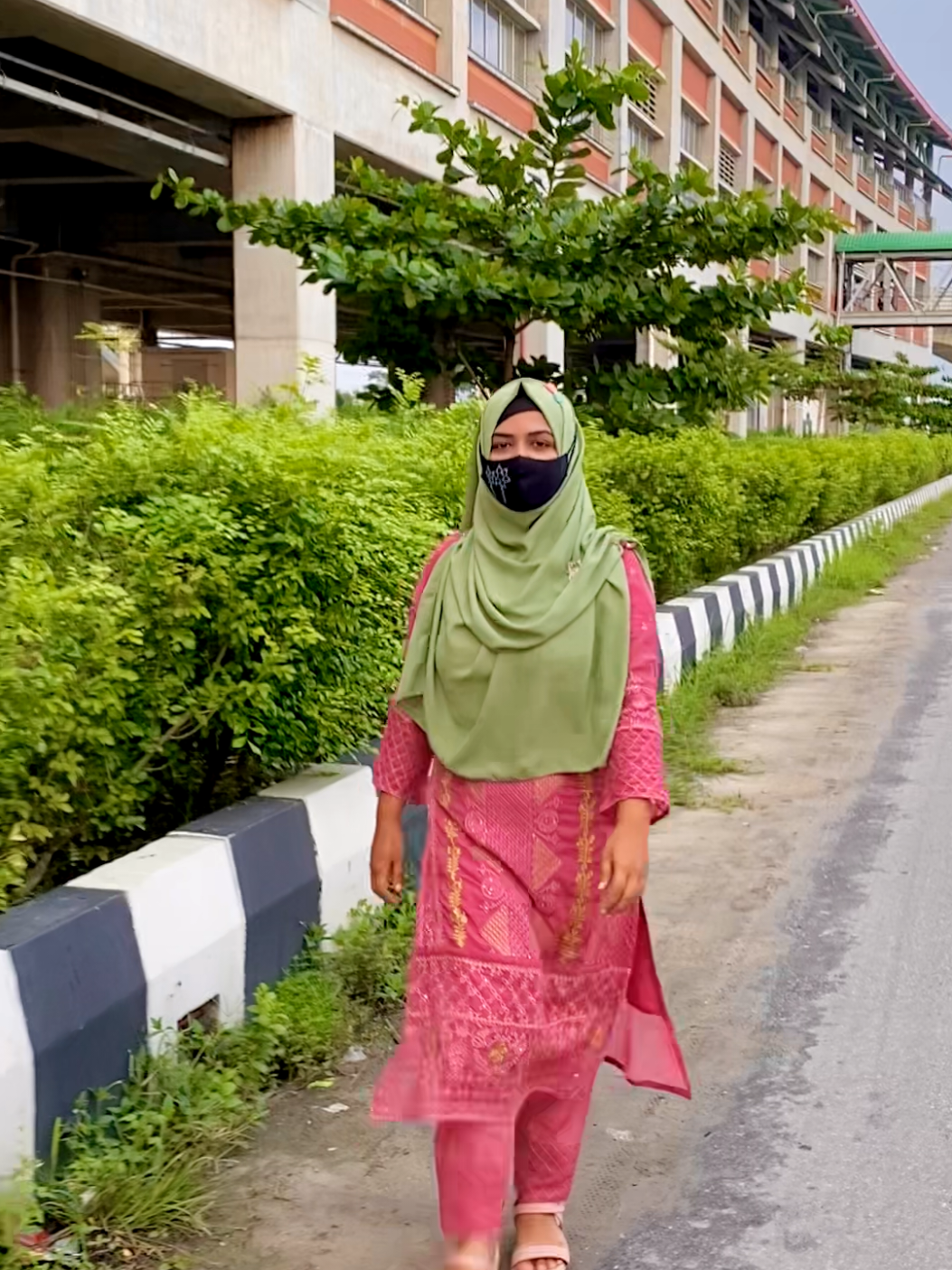 🤟🤟 chill🥴#tiktok #foryoupage #vairal #unfrezzmyaccount @TikTok 