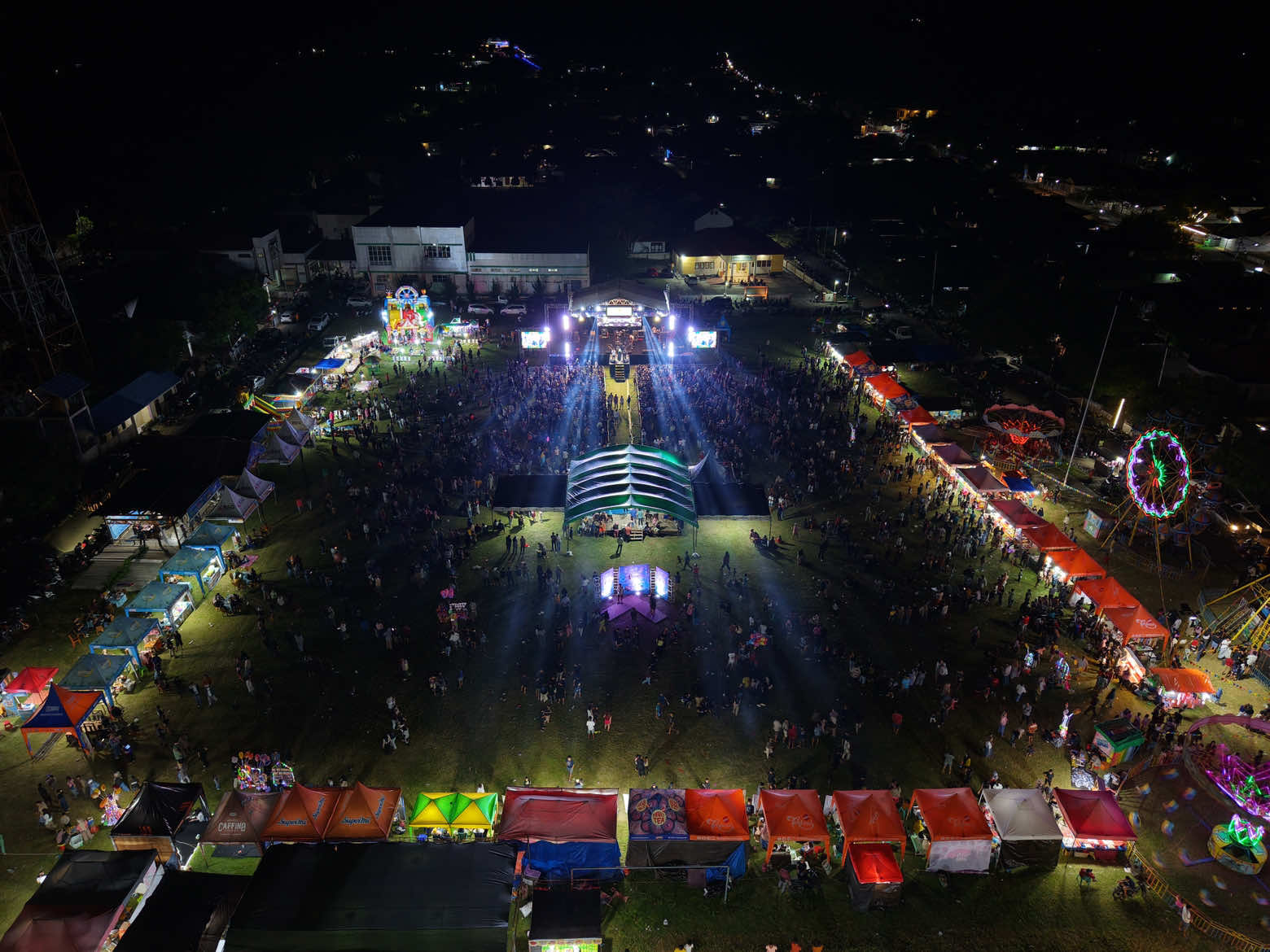 Fireworks party at @kabelafest #boltim #boltimbangkit #kabelafest2025  Nice photo by @ezhabagusaprian  FPV by @Tink Ginoga  Aerial by me