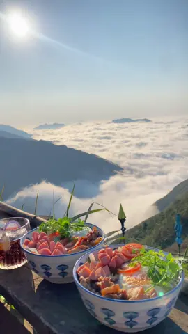 Nghe nói đây là “Bát mì triệu đô” #trending #xuhuongtiktok #view #taxua #travel #fypシ゚ #sanmaytaxua #taybac #tour #taxuasonla 