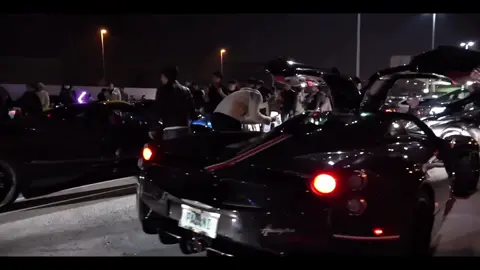 Pagani heaven in Tokyo ✨ #pagani #paganihuayra #paganihuayraroadster #supercar #cartok #caredit #cars #carcommunity #carspotting #recommendations #viral #trending #hypercar #fyp Clips: effspot on YT 
