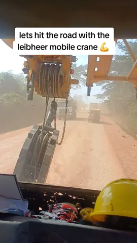 leibheer mobile crane. road master 🙌 #ghanatiktok🇬🇭 #trendingvideo #leibherr #crane #roadmaster 