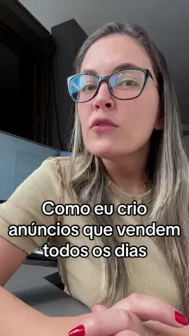 ANÚNCIOS PAGOS: Você acha que anúncio que vende nasce do nada? 😅 Nesse vídeo eu te mostro exatamente como é meu processo criativo pra criar anúncios estáticos que realmente funcionam no Facebook Ads — do visual ao texto! 🧠 Estratégia visual 🎯 Testes no Canva 🤖 Ideias com ChatGPT 📈 E variações que escalam 💡 Me segue pra ver como eu crio meus anúncios em vídeo também! #tráfegopago #facebookads #criativos #marketingdigital #criativoquevende  #anúncioquevende #publicidadeonline #canva #metaads #gestoradetrafego 