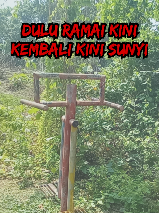 Membalas @cameraabalabal Jejak Indah yang Hilang: Embung Losari Mantingan Kini Tinggal Kenangan Dulu jadi tempat wisata favorit, kini hanya alam yang tersisa... Embung Losari Mantingan, Ngawi — sebuah taman yang dulu ramai, kini kembali sunyi. Rumput menutupi jalan, ayunan berkarat, dan bekas taman kini ditelan alam. Tempat ini masih menyimpan kenangan indah. Mari bantu agar tak dilupakan... 📍 Lokasi: Mantingan, Ngawi, Jawa Timur 📅 Kapan terakhir kamu ke sini? #EmbungLosari #WisataNgawi #WisataTerlupakan #NgawiUpdate #TempatBerhantu #DuluRamaiKiniSunyi #WisataJawaTimur #TamanSepi #FYPIndonesia #FYP2025