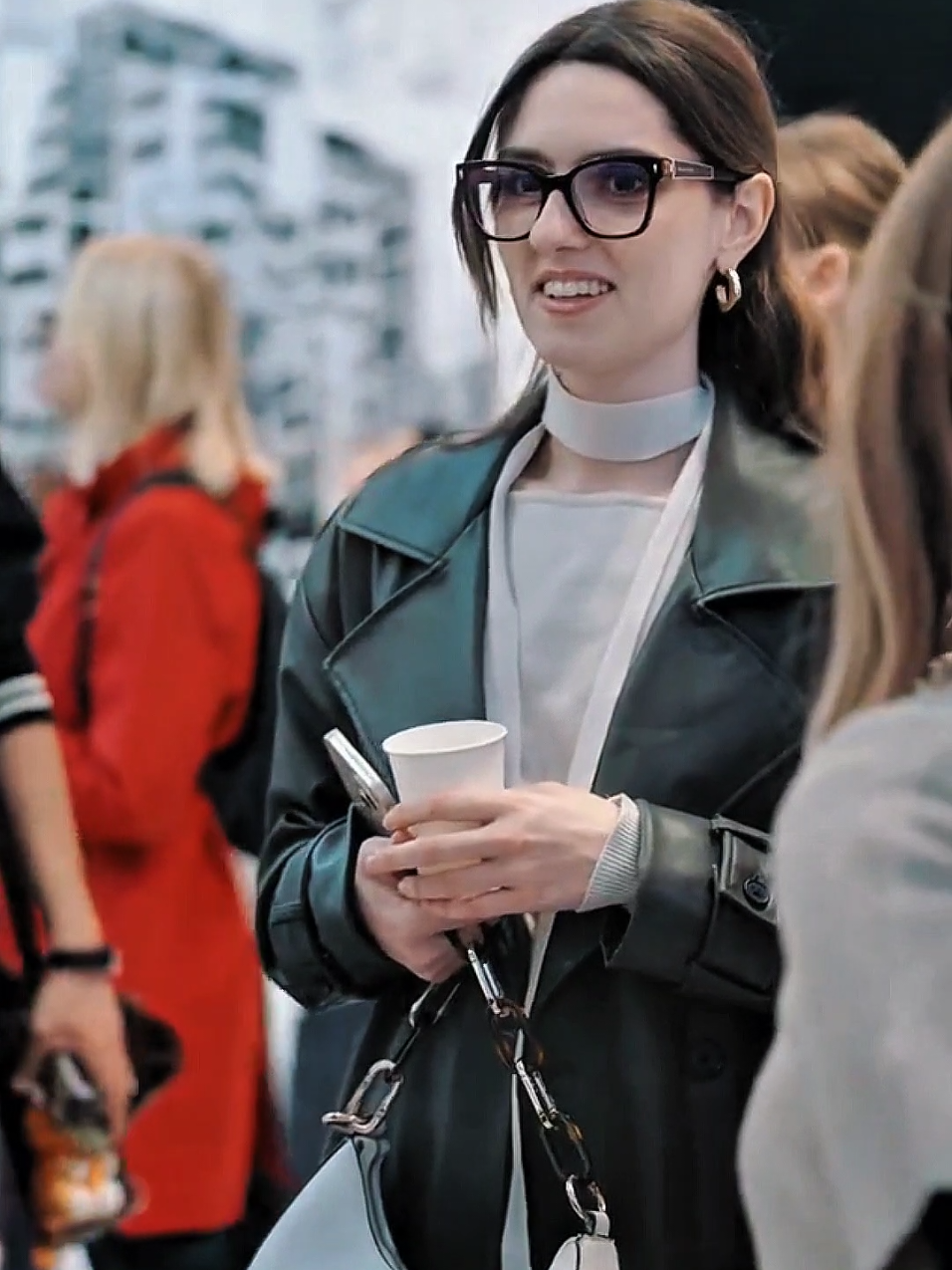 Strut Your Style: Public Walk Challenges #runwaywalk , #fashion , #publiccatwalk , #modeling , #StreetFashion #creatorsearchinsights 