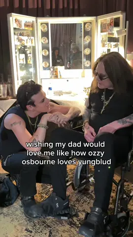 😭 don’t mind me 😭 crying 😭 @yungblud #yungblud #yungbludarmy #blackheartsclub #ozzyosbourne #rock 