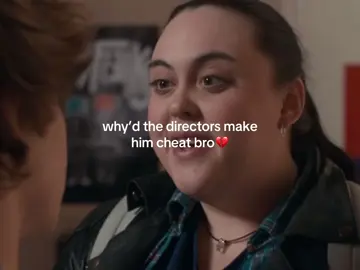 with her friend btw, like what #mymadfatdiary #raeearl #finnnelson #mmfd 