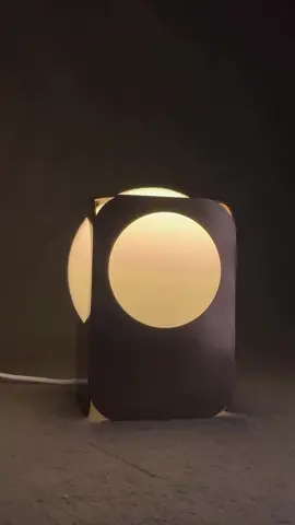 Just a reminder— this stunner of a lamp exists!!  By @geoshape 