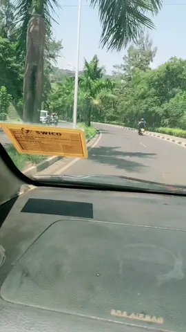 #Kigaliroads@tiktokrwanda🇷🇼 @#Rwandatotheworld🇷🇼 @meddy @rwanda tours @rwandabeautiful 