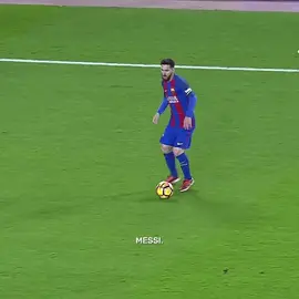 Lionel Messi || the little magician 🔥 #footballtiktok #soccertiktok #messi #barcelona #psg #fyp 