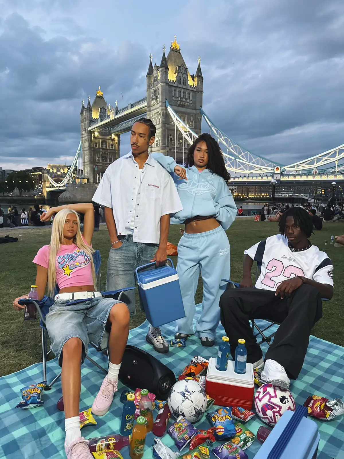 some summer essentials for you 🤝 #brokenplanet 