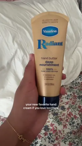 @Vaseline this line is 🤏🏽🤏🏽 #handcream 